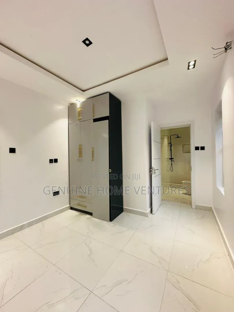 4bdrm Duplex in Berger for sale in Berger