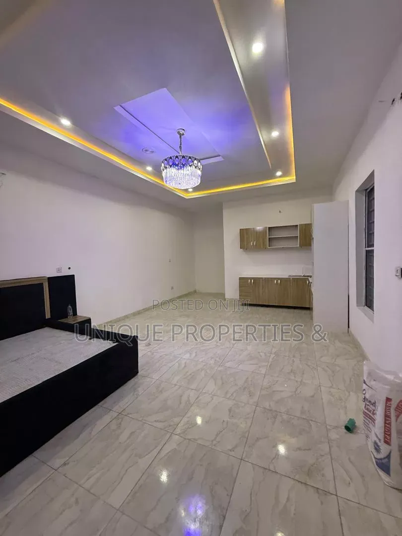 Studio Apartment in Oral Extension, Chevron for rent in Chevron