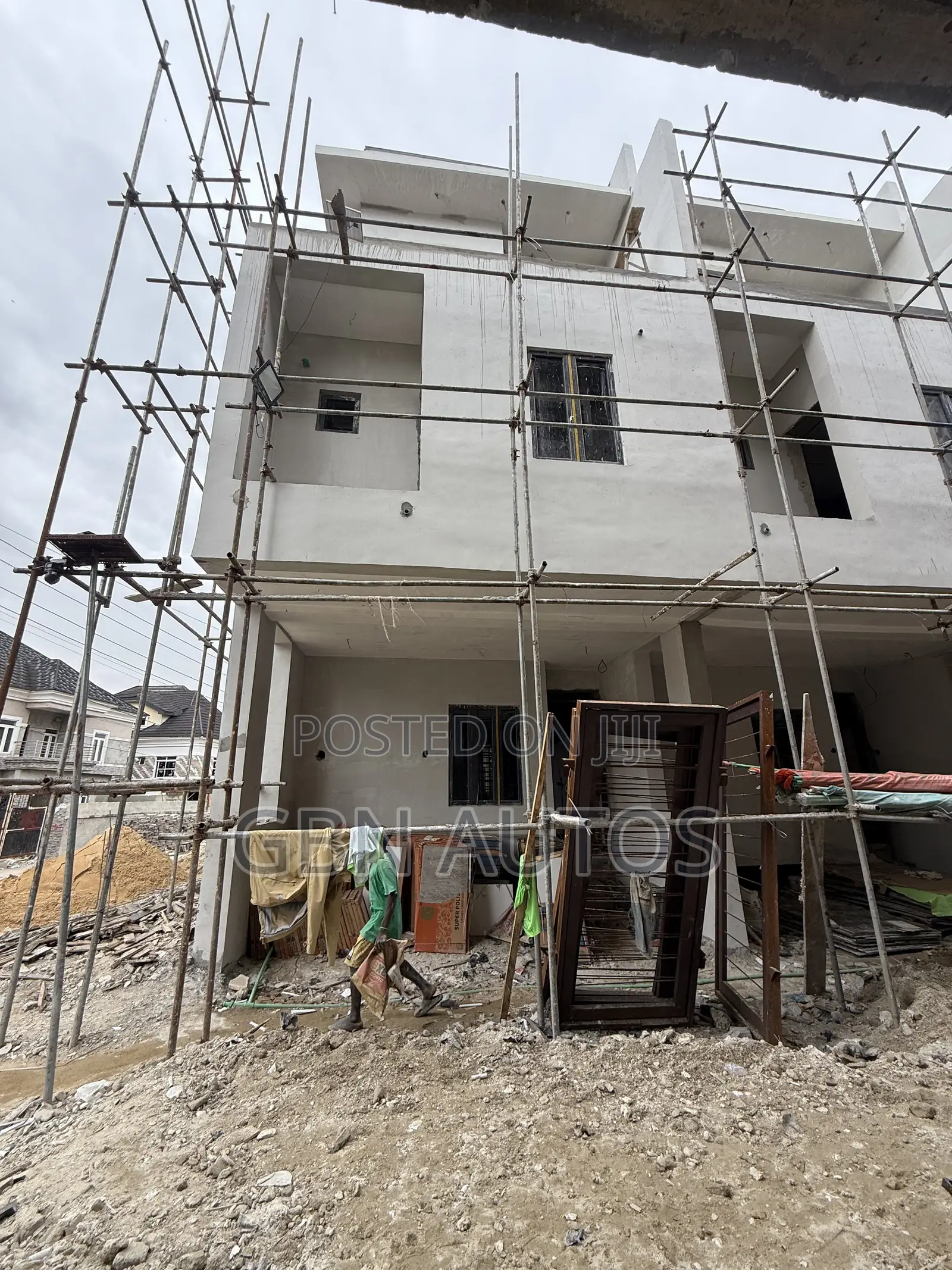Furnished 4bed Townhouse/Terrace in Zenith Bank Estate, Lekki for Sale in Lekki