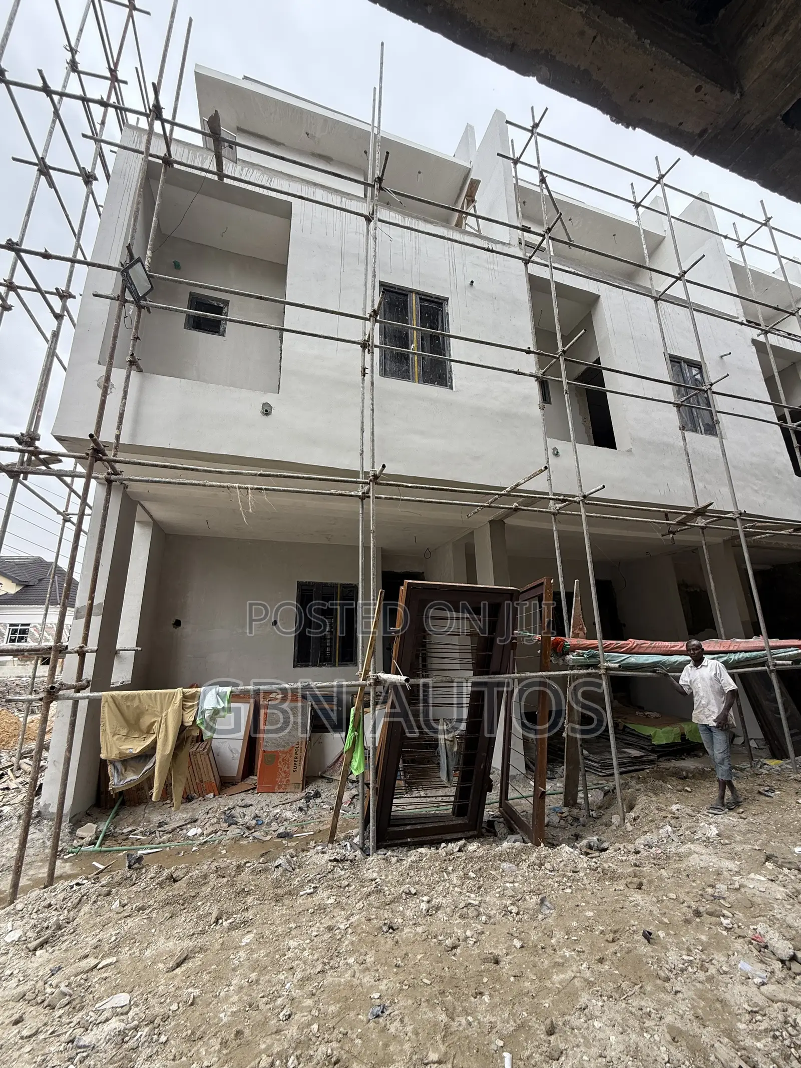 Furnished 4bed Townhouse/Terrace in Zenith Bank Estate, Lekki for Sale in Lekki