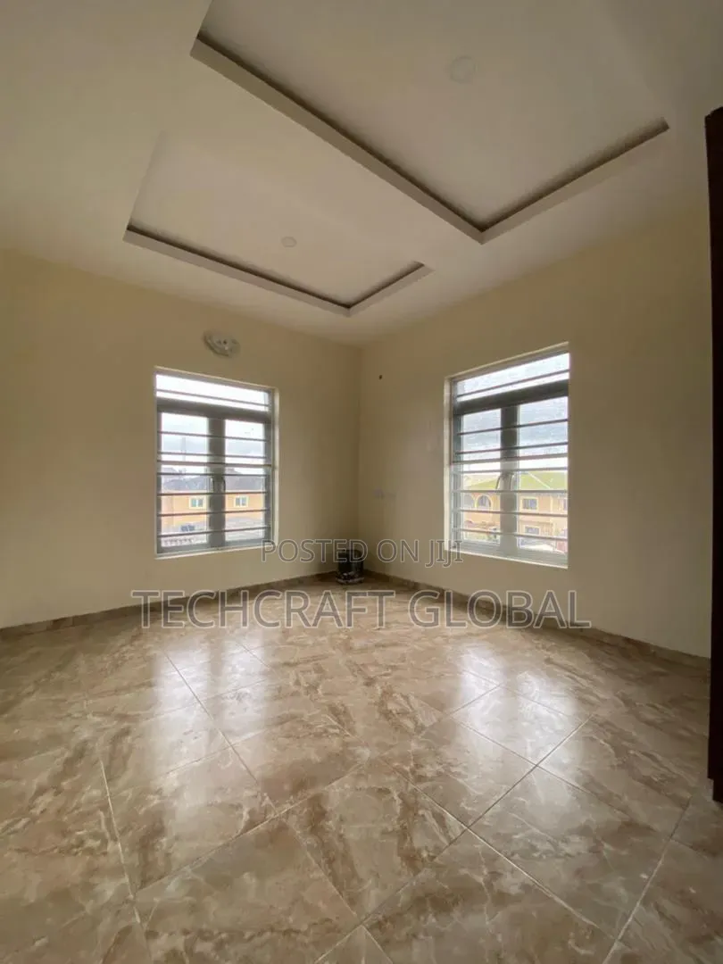 3bdrm Block of Flats in United Estate, Sangotedo for rent in Sangotedo