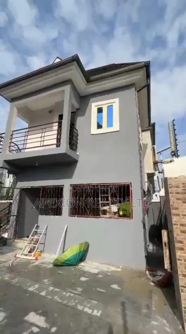 2bdrm Apartment in Woji Estate for rent in Woji