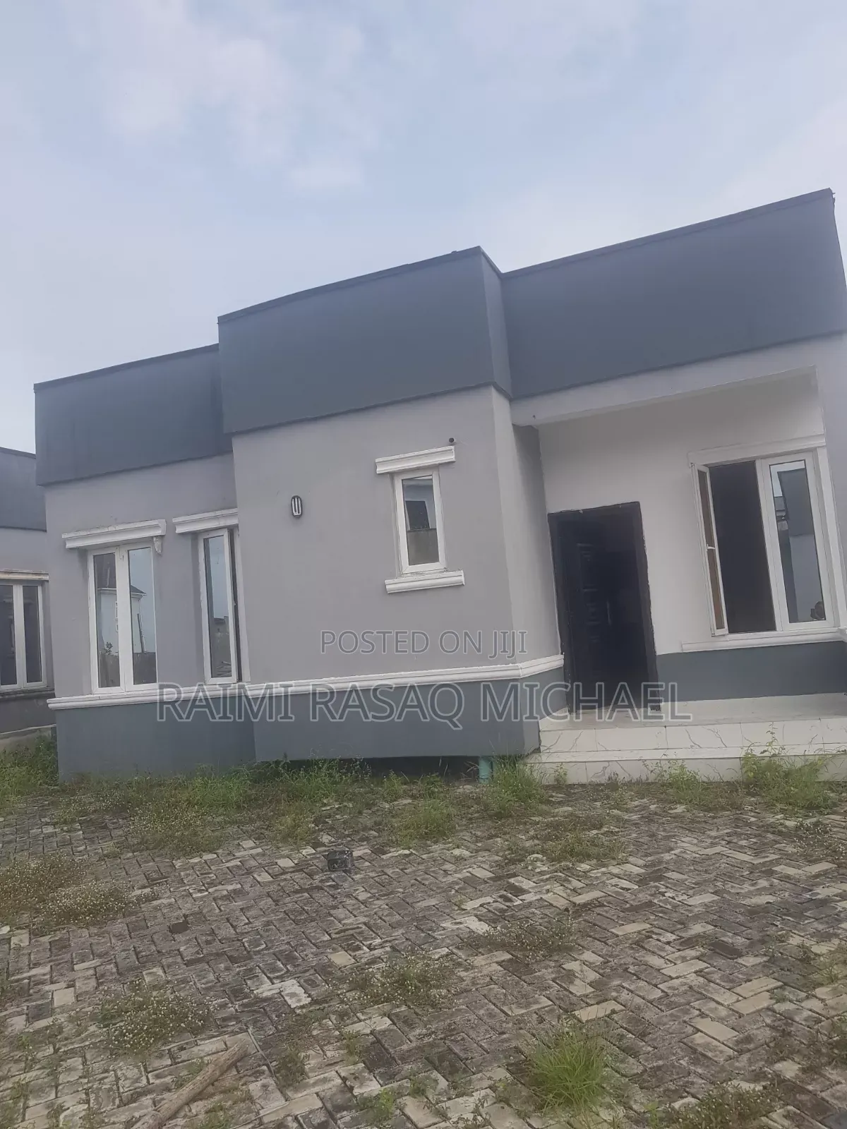 Furnished 3bdrm Bungalow in Oribanwa Phase2, Awoyaya for sale in Awoyaya