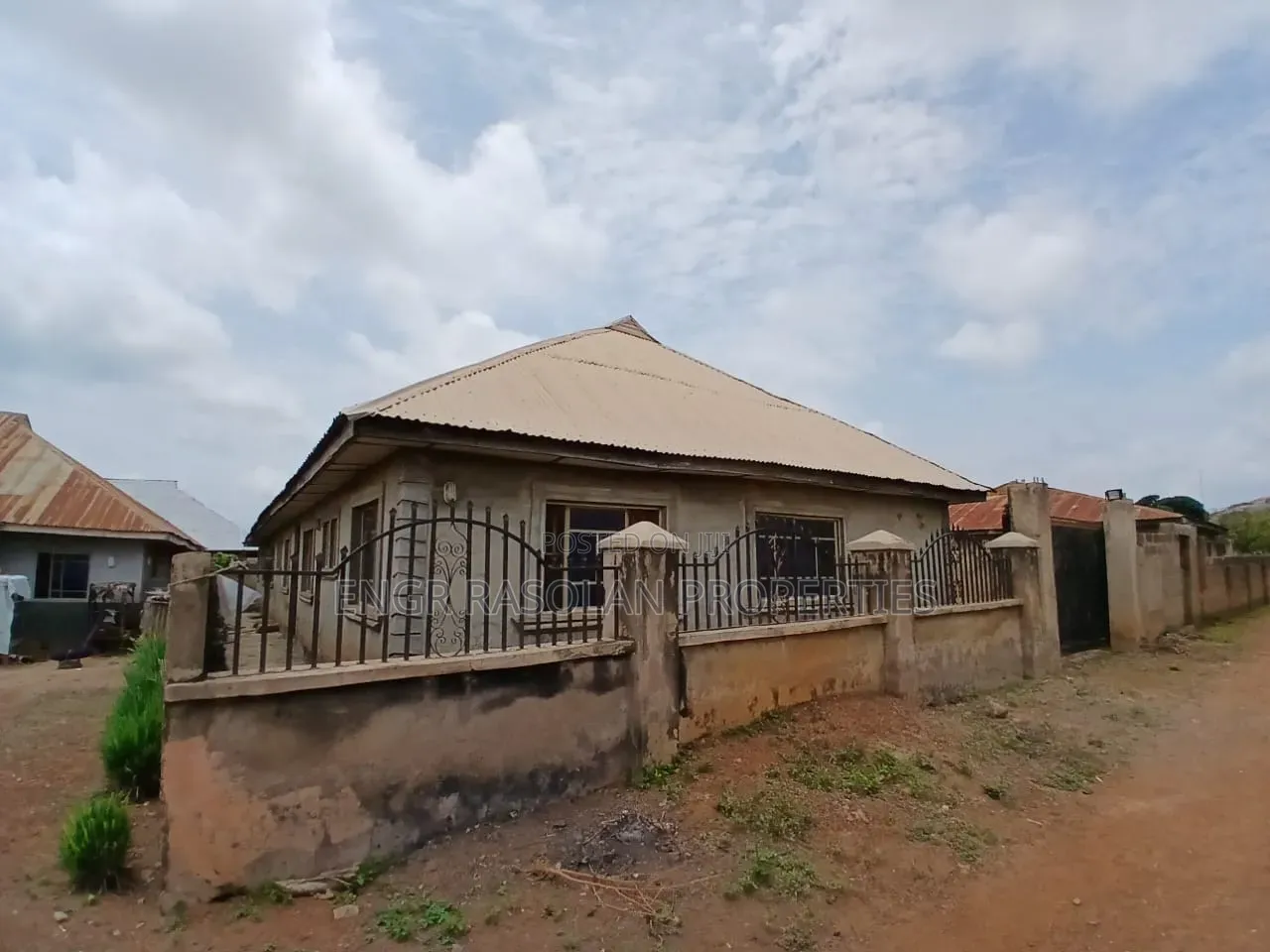 Furnished 2bdrm Block of Flats in Sobi, Ilorin West for sale in Ilorin West