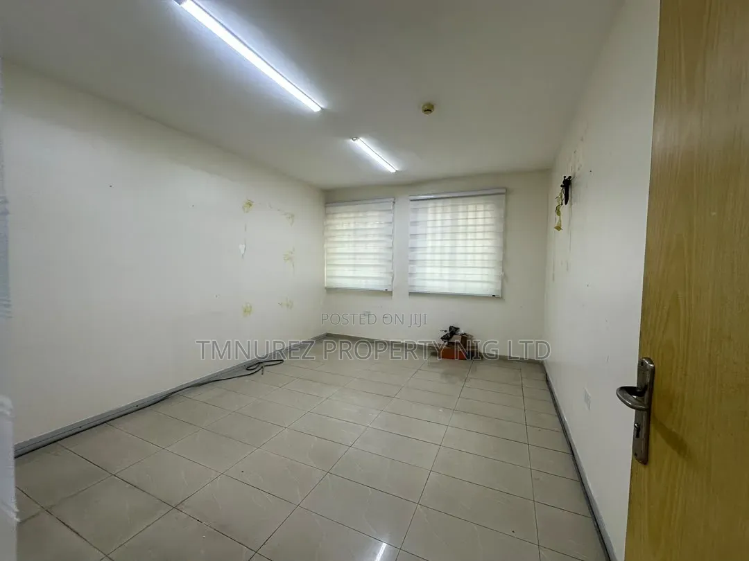 Office Space for Rent Oniru Vi for Rent in 1004