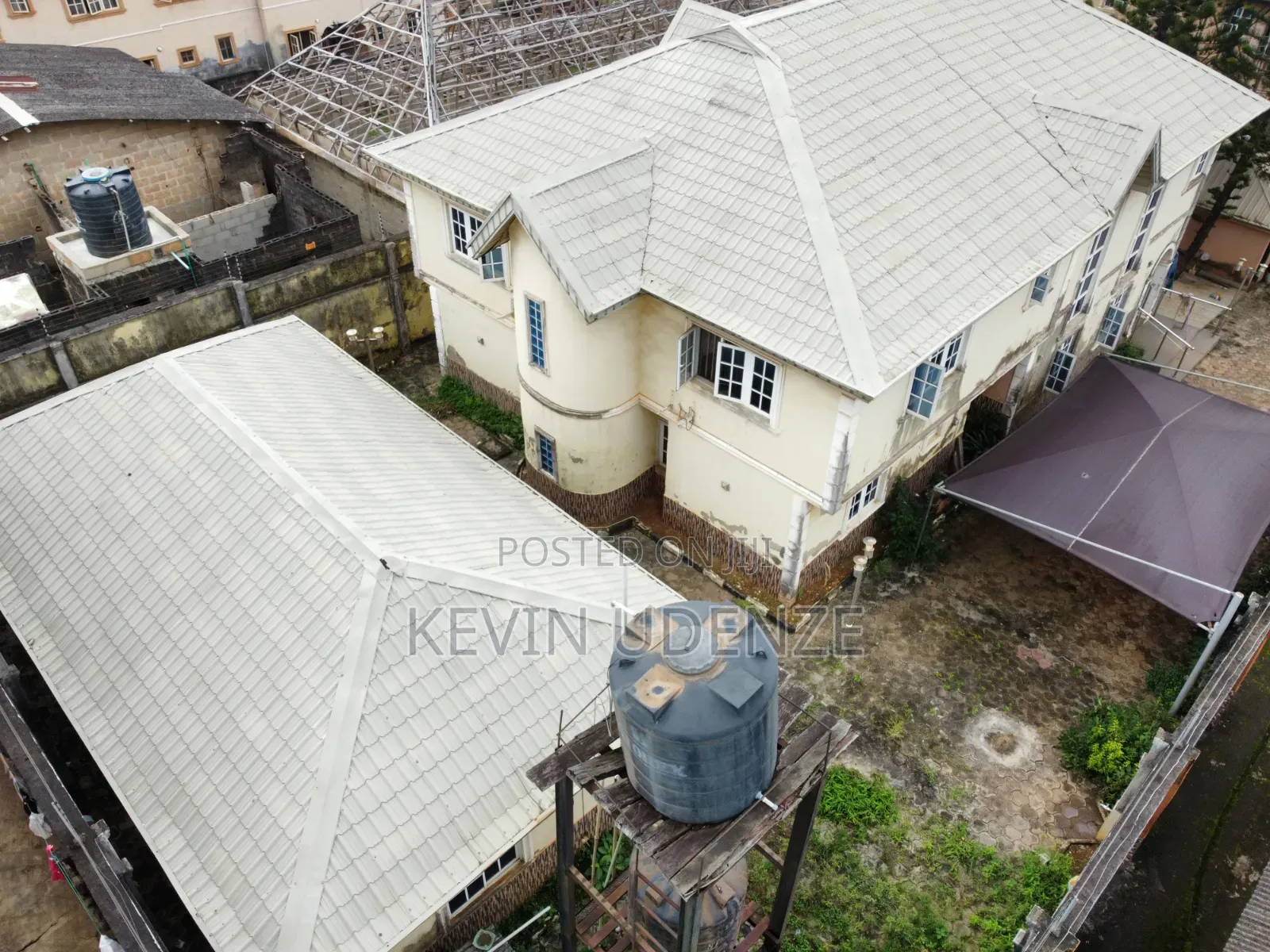 5bdrm Duplex in Erunwe for sale in Erunwe
