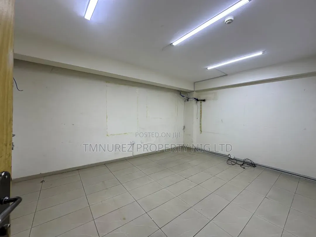 Office Space for Rent Oniru Vi for Rent in 1004