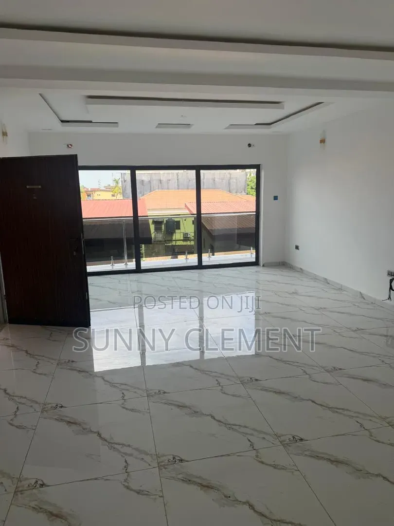 3bdrm Apartment in Ogba Ikeja Lagos for sale in Ikeja