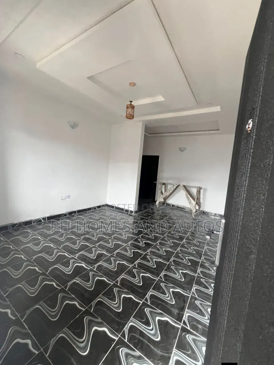 2bdrm Apartment in Peter Odili Road, Port-Harcourt for rent in Port-Harcourt