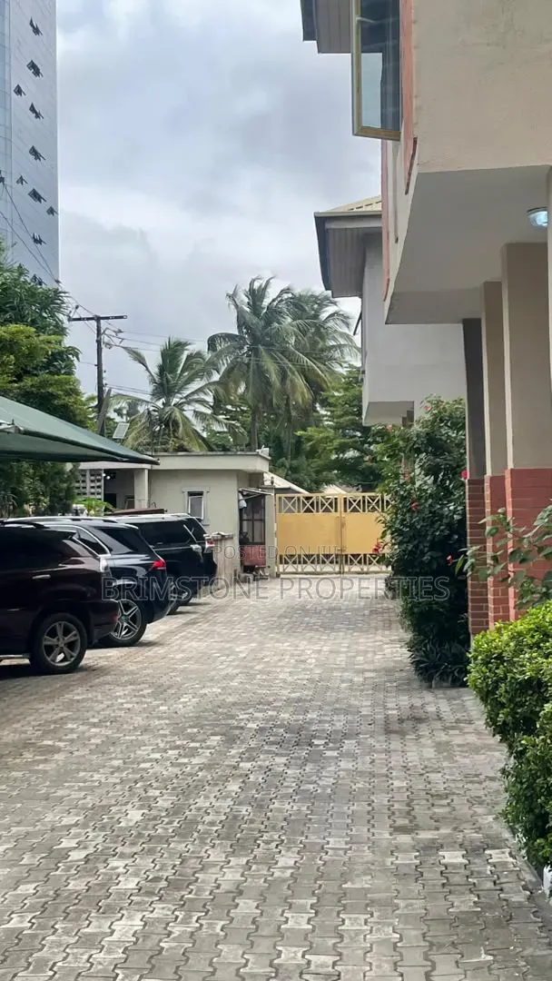 Furnished 4bdrm Duplex in Victoria Island Extension for rent in Victoria Island Extension