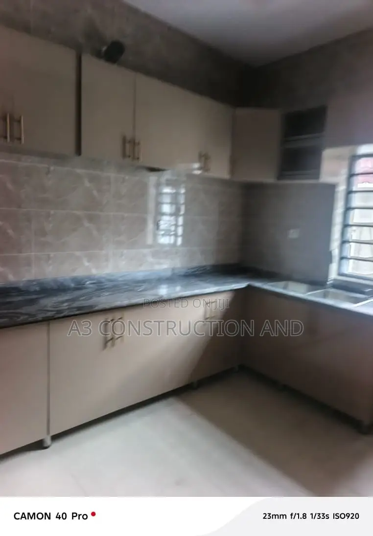 2bdrm Block of Flats in Kolapo Ishola Gra, for rent in Akobo