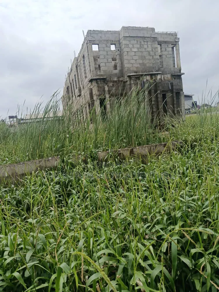 Half Plot of Land With 36 Pilling Points Done in Iseri Olofin