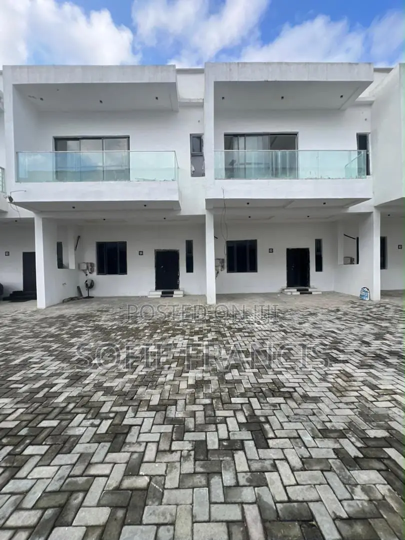 4bdrm Duplex in Vgc for sale in VGC / Ajah