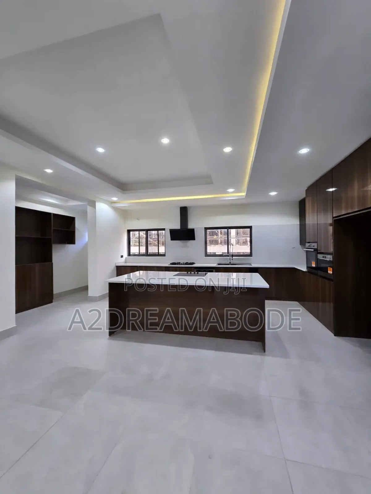 5bdrm Duplex in Ikoyi for sale in Old Ikoyi