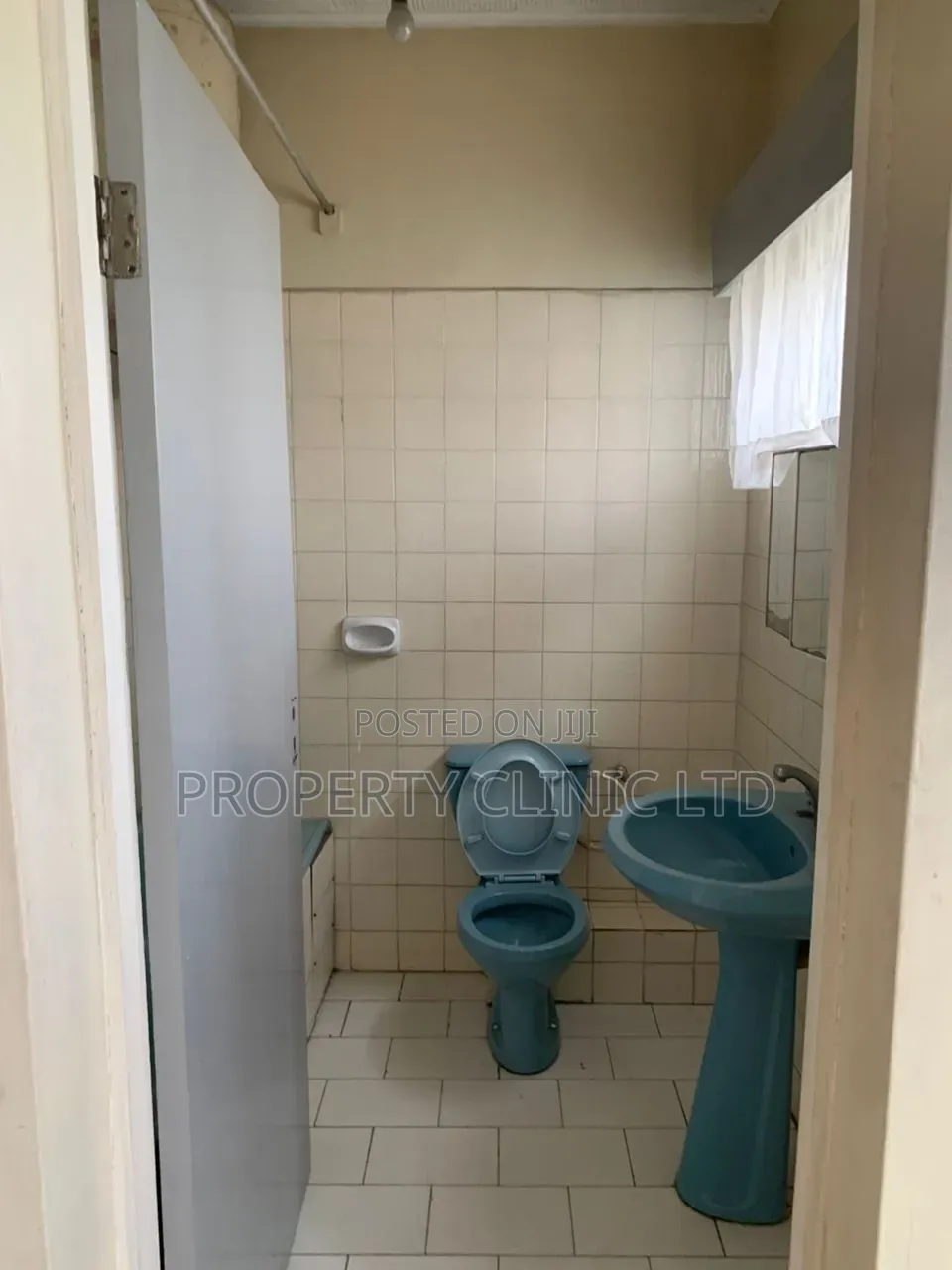 3bdrm Bungalow in Adeniran Ogunsanya for sale in Adeniran Ogunsanya