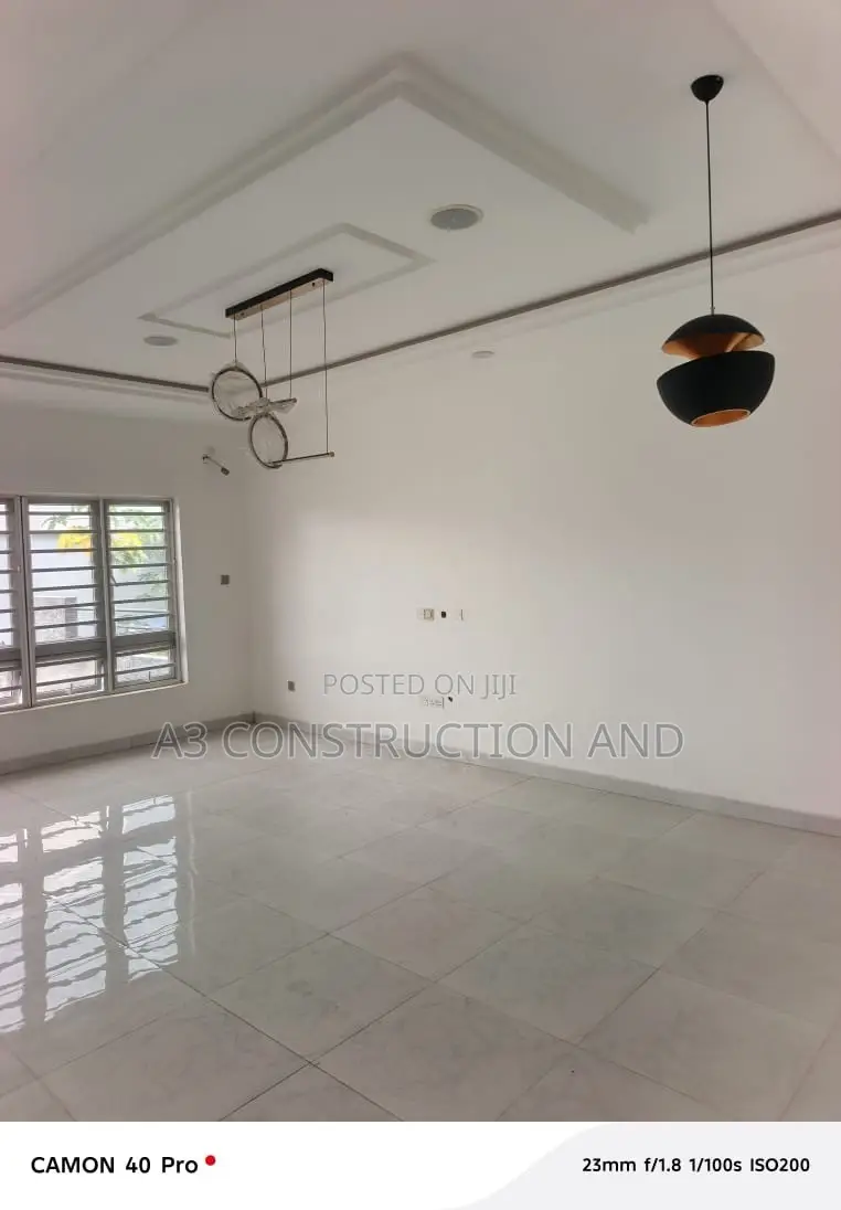 5bdrm Duplex in Palms Groove Court,, Iyanganku for rent in Iyanganku