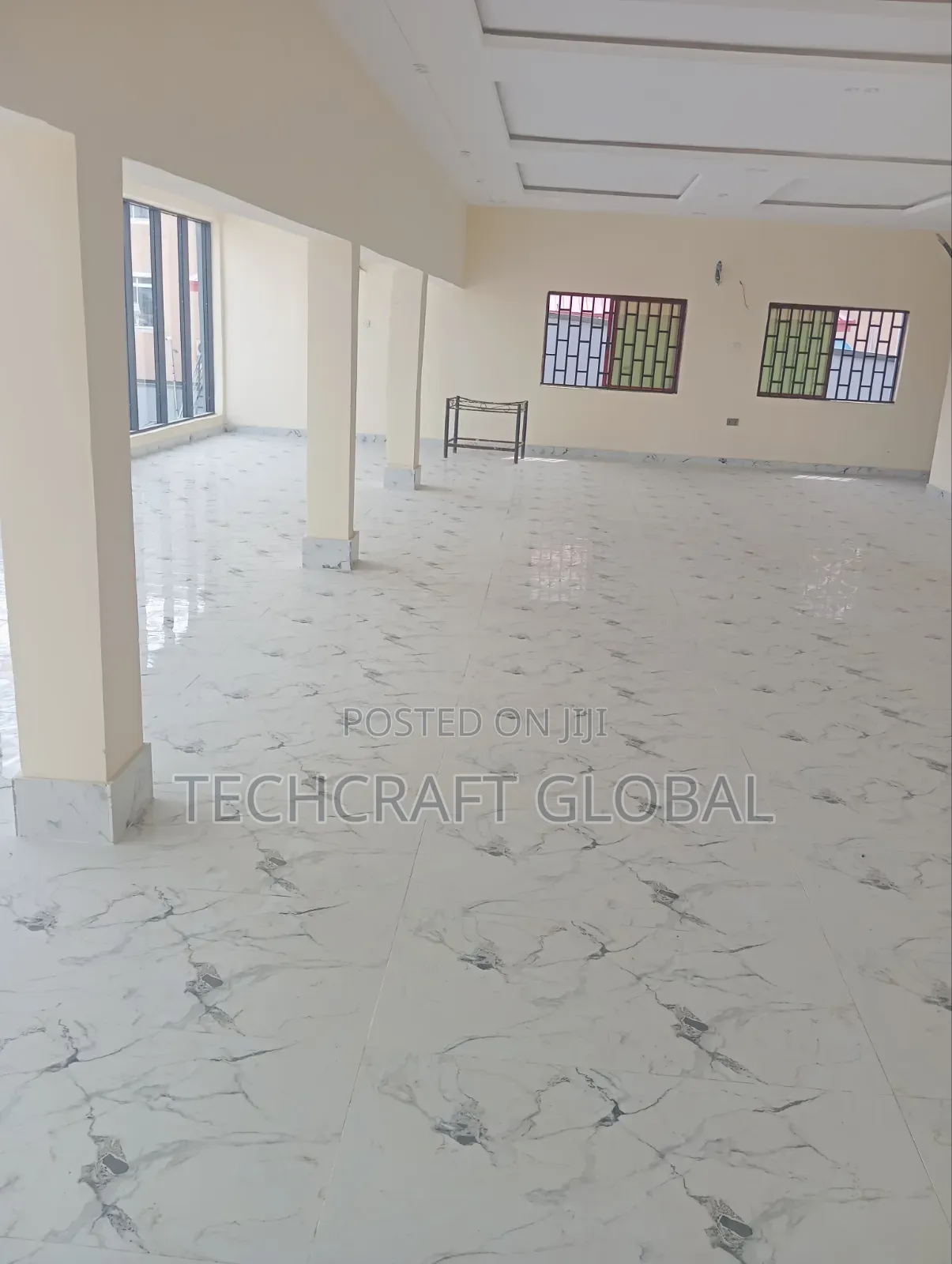Massive Shop With 3 Toilets 2 Offices Ensuit Directly Facing Express in Olokonla
