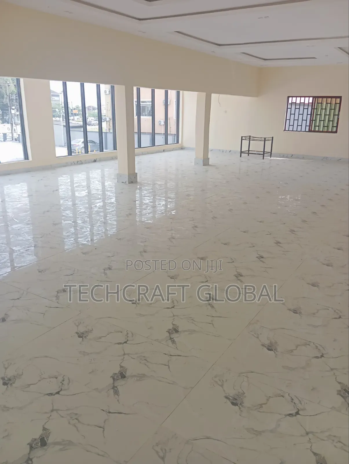 Massive Shop With 3 Toilets 2 Offices Ensuit Directly Facing Express in Olokonla