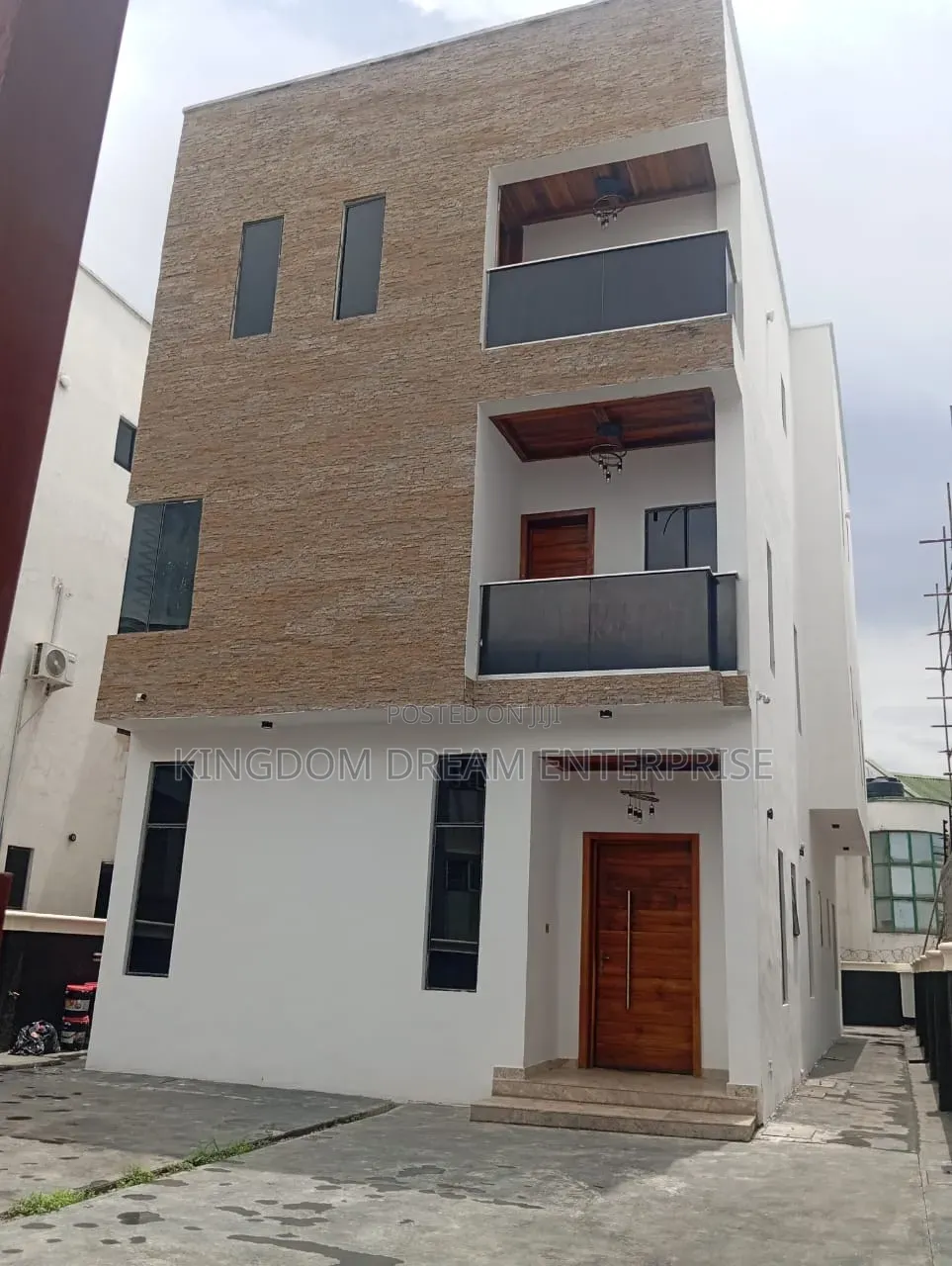 5bdrm Duplex in Ikeja Gra Lagos for rent in Ikeja GRA