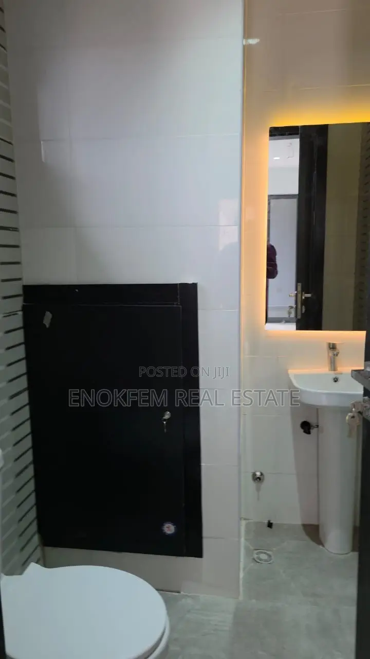 4bdrm Duplex in Lagos State for sale in Lagos State