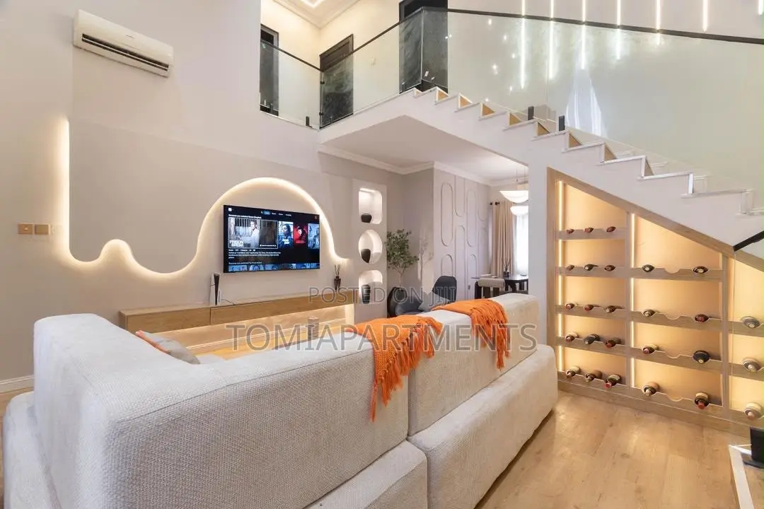3 Bedroom Shortlet Apartments With Snooker and Pool in Lekki in Lekki