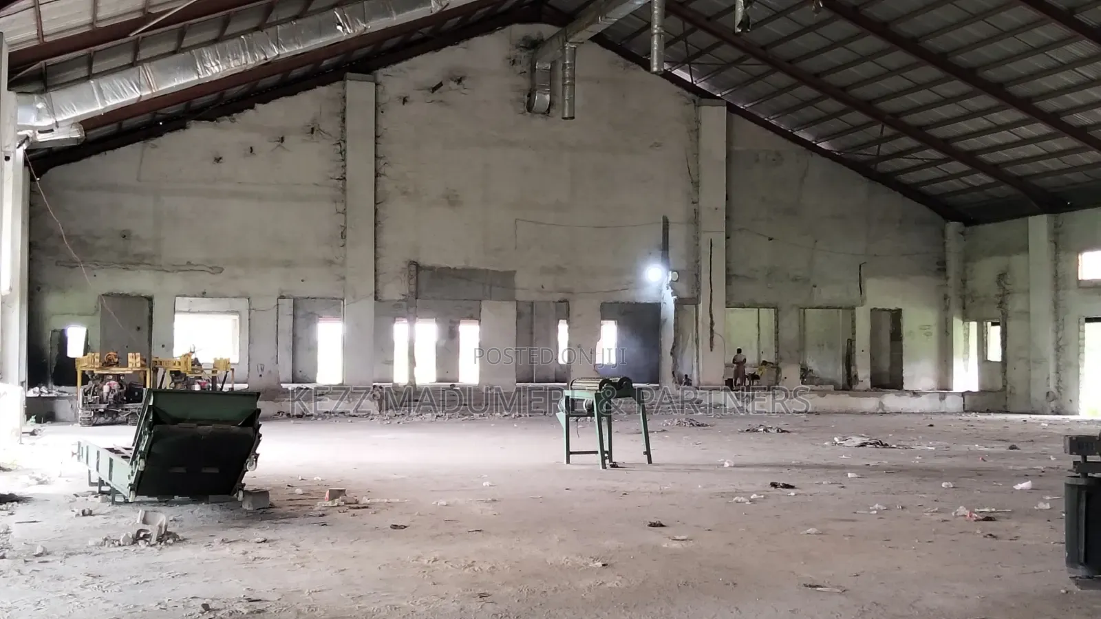 To Let / Lease : 1500 Sqmtrs at Old Gra, Ph in Old GRA