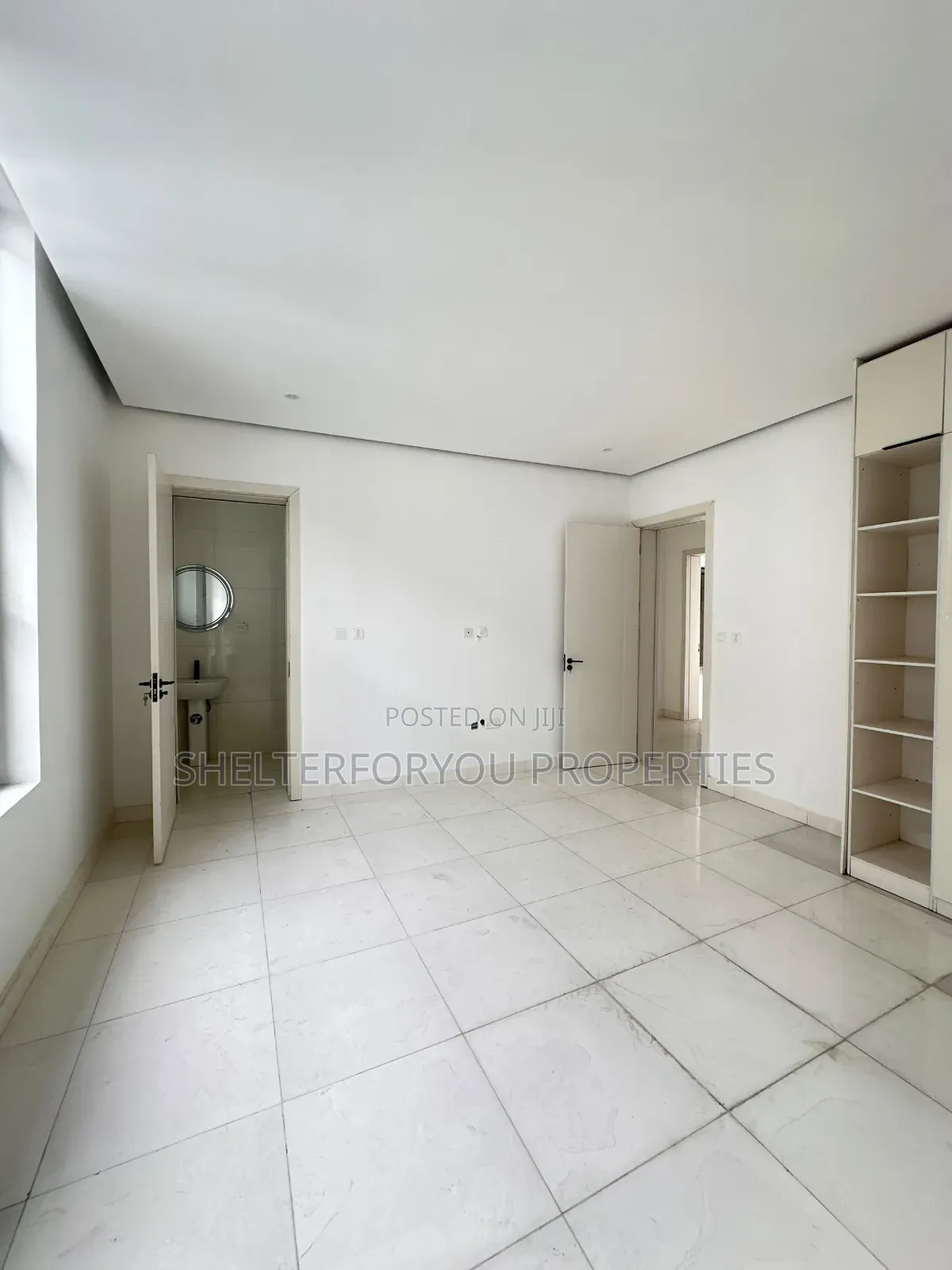 4bdrm Penthouse in Ikate for sale in Ikate