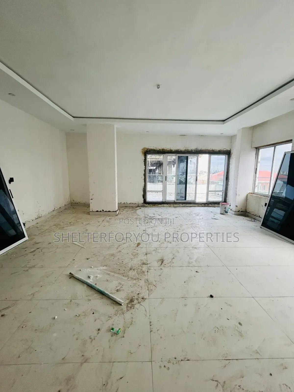 3bdrm Penthouse in Ikate for sale in Ikate