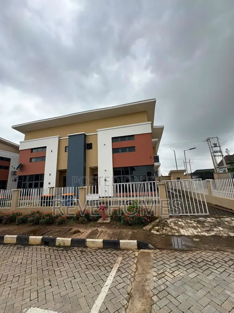 Furnished 4bdrm Duplex in Ogudu GRA for sale in Ogudu GRA