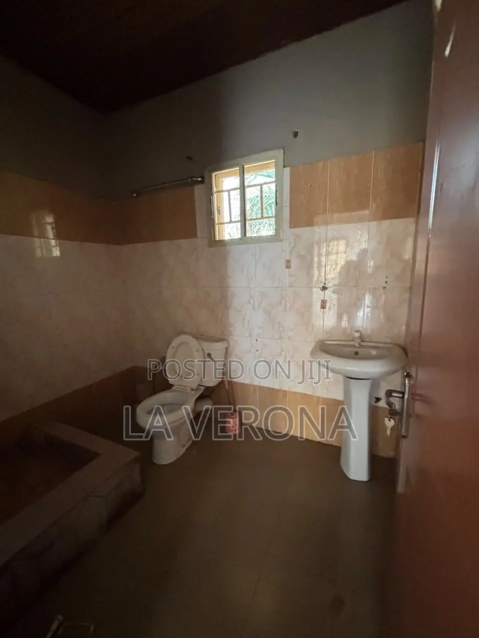 1bdrm Room & Parlour in Jabi for rent in Jabi