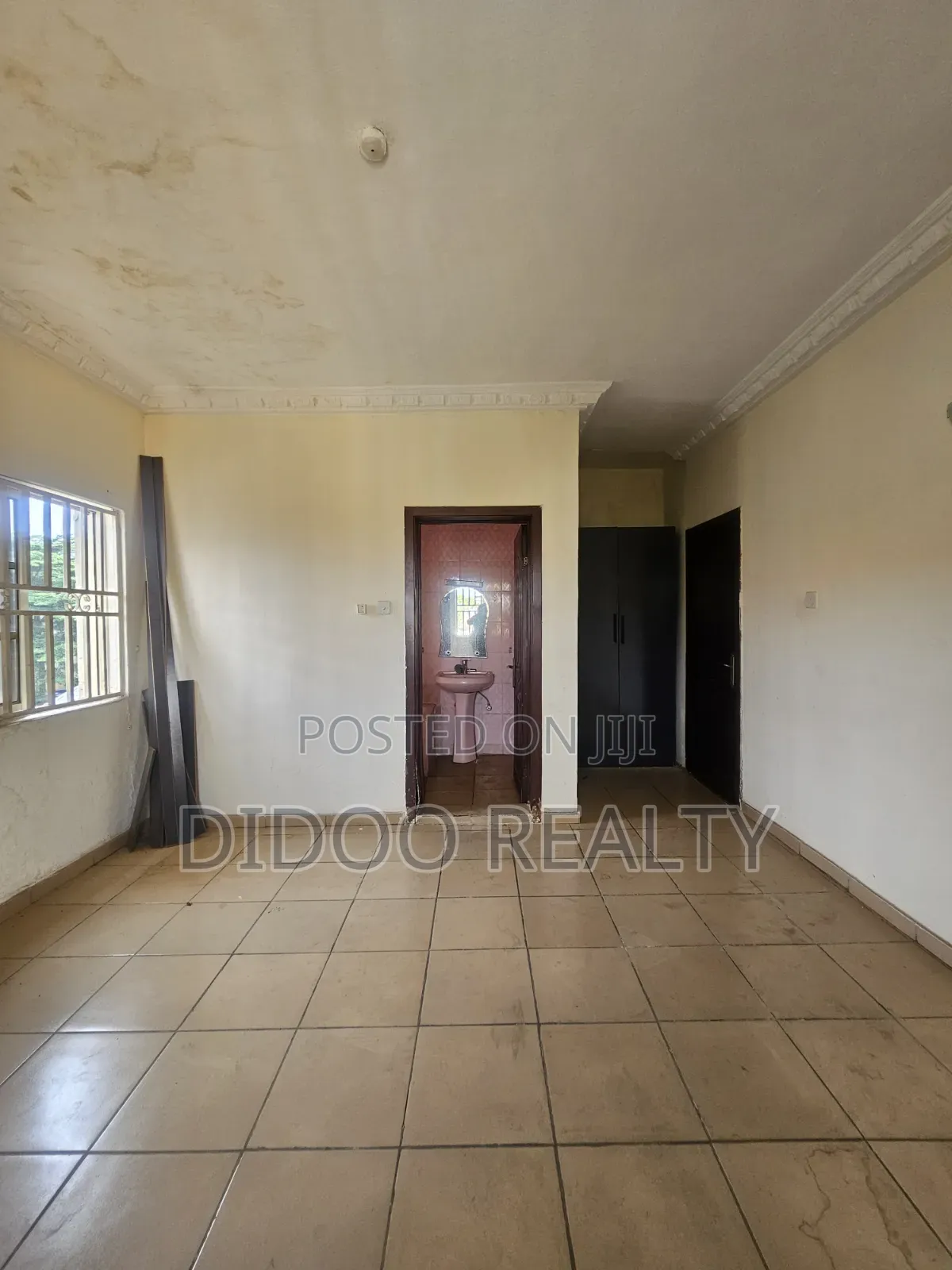 3bdrm Block of Flats in Utako for rent in Utako
