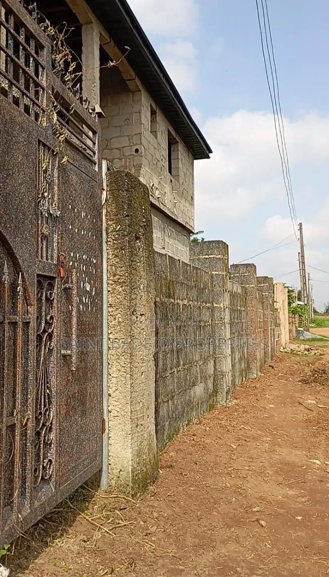 2bdrm Block of Flats in Cpi Estate, Gberigbe for sale in Gberigbe