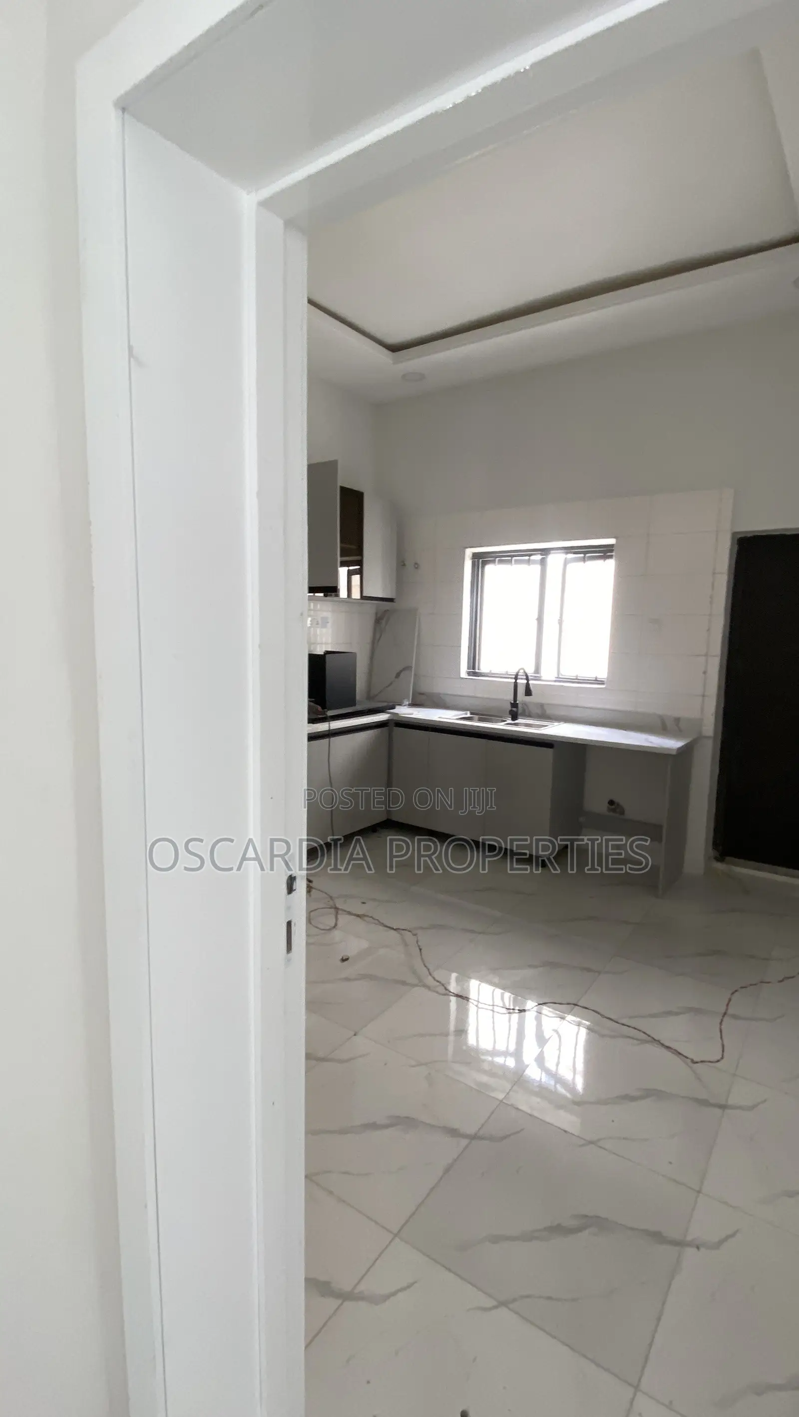 4bdrm Duplex in Ogombo for sale in Ogombo