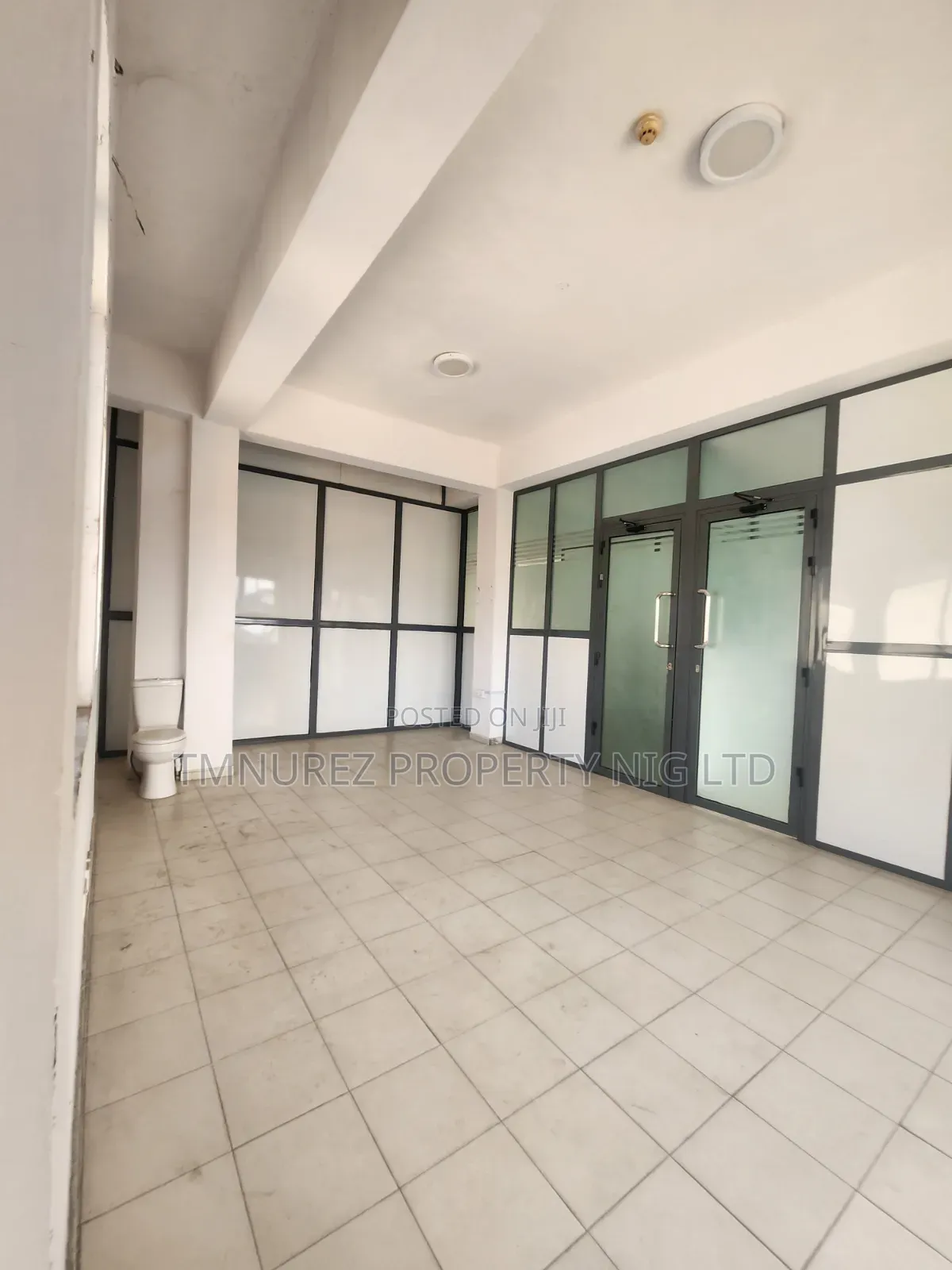 Office Space for Rent Chevron Express Way in Ologolo