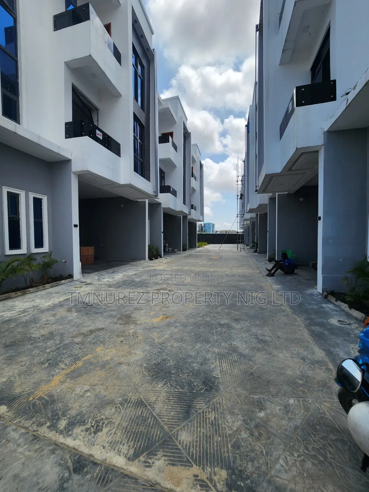 4bdrm Duplex in Ikate for sale in Ikate