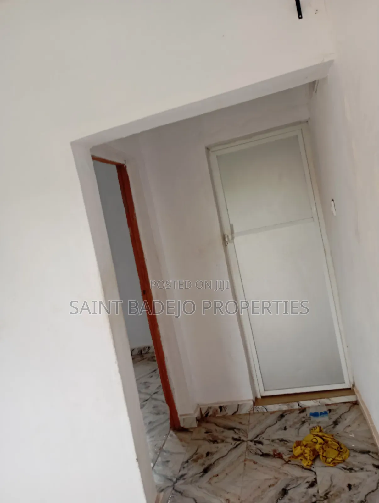 1bdrm Block of Flats in Blue Roof Cpi, Gberigbe for rent in Gberigbe