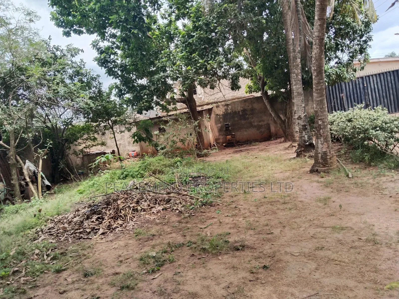 Half Plot of Land at Tipper Garage Akute Accessible Thru Ojodu #19m in Yakoyo/Alagbole