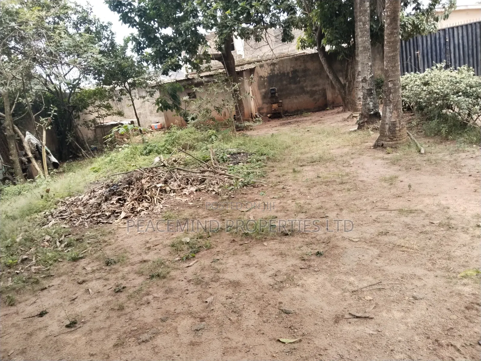 Half Plot of Land at Tipper Garage Akute Accessible Thru Ojodu #19m in Yakoyo/Alagbole
