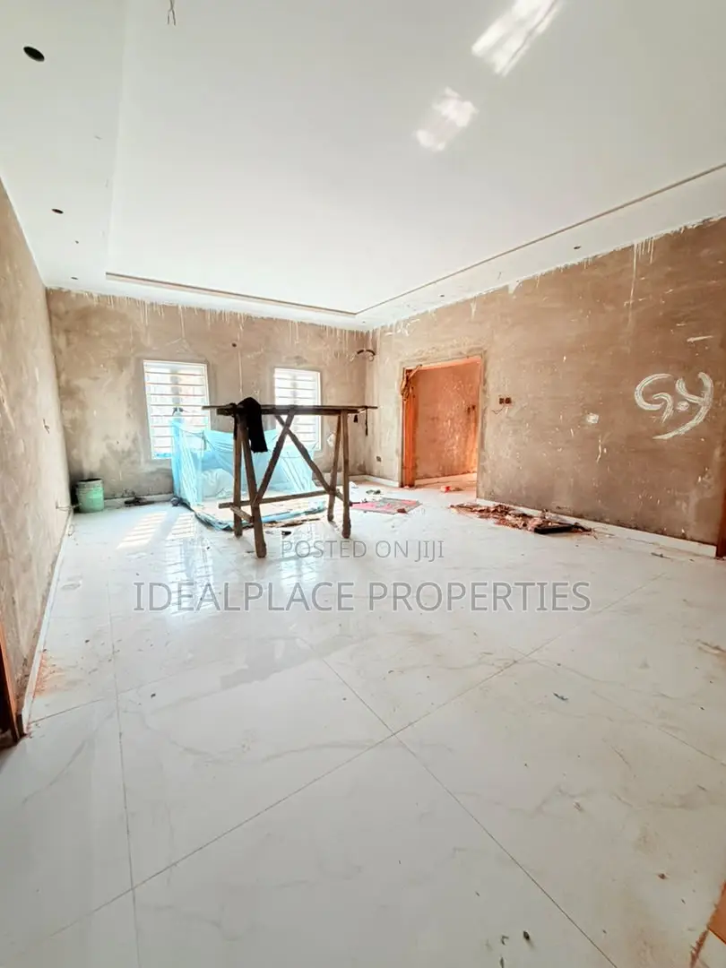 3bdrm Apartment in Ogba for sale in Ogba