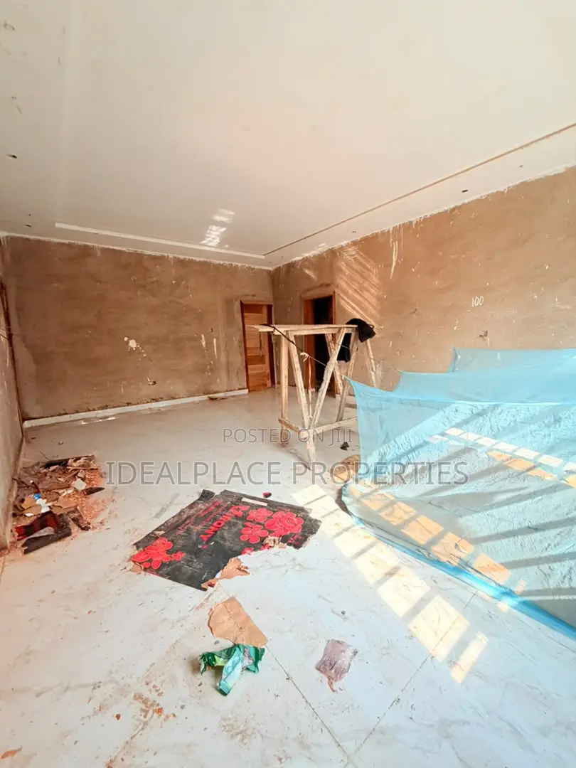 3bdrm Apartment in Ogba for sale in Ogba