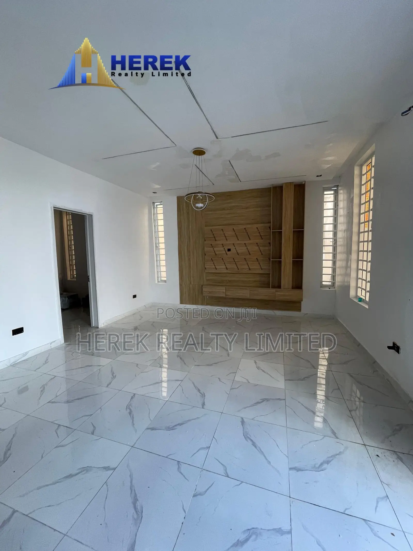 4bdrm Duplex in Ikota Villa for sale in Ikota