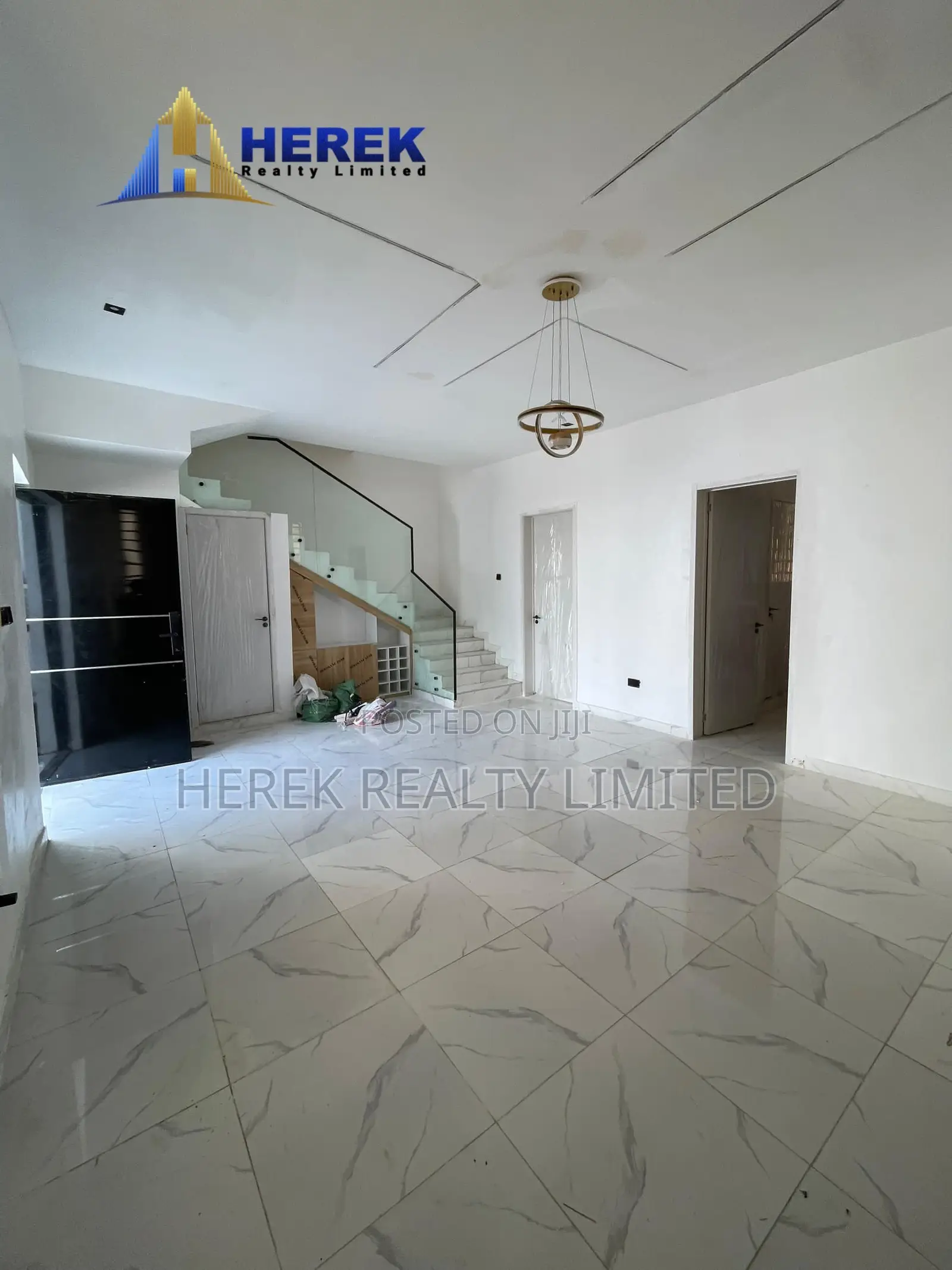 4bdrm Duplex in Ikota Villa for sale in Ikota