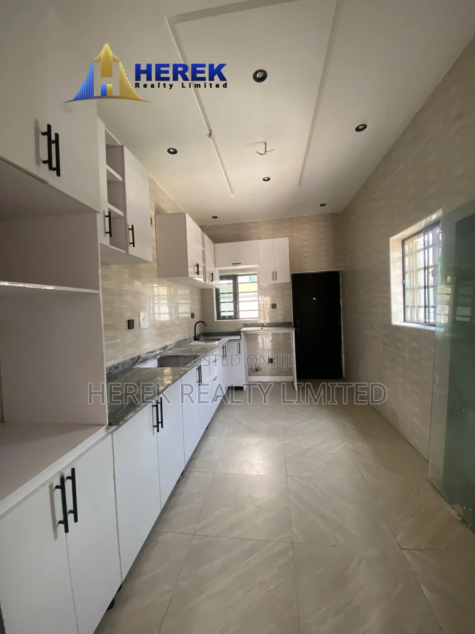 4bdrm Duplex in General Paint, Sangotedo for sale in Sangotedo