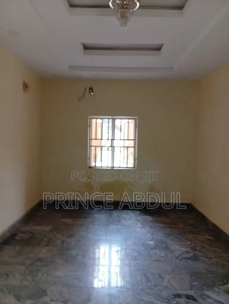 Three Bedroom Terrace in Guzape District