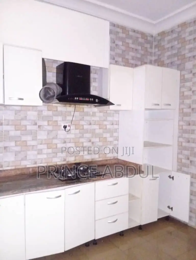 Three Bedroom Terrace in Guzape District