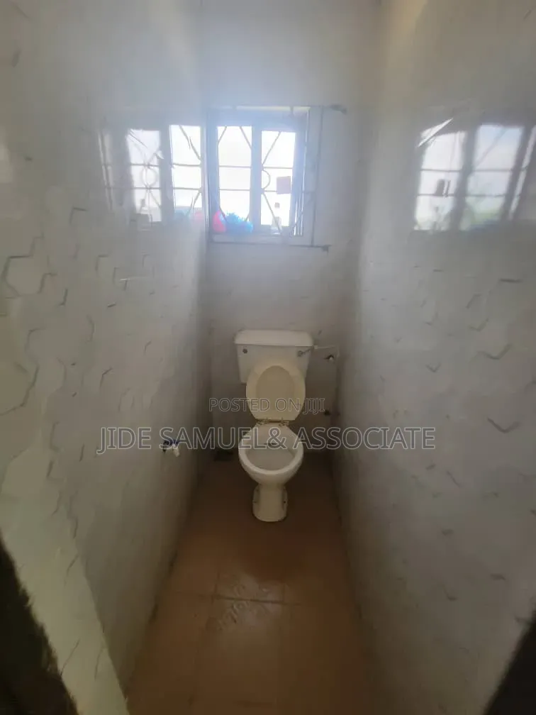 Furnished 1bdrm Block of Flats in Ayobo for rent in Ayobo