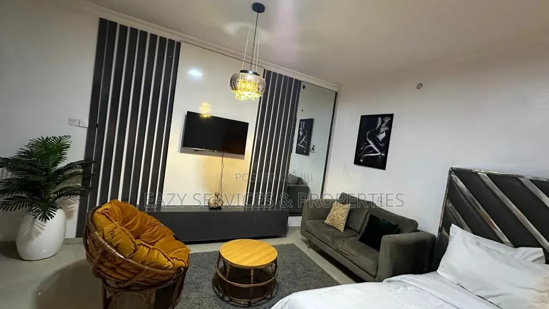 Furnished Studio Apartment in Lekki Phase One for rent in Lekki Phase 1
