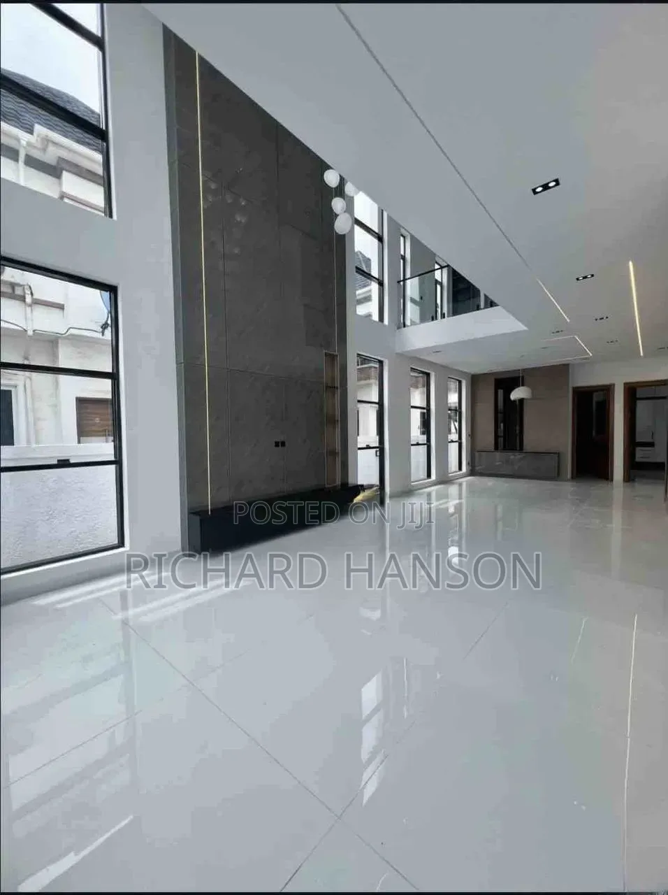 5bdrm Duplex in Ikota for sale in Ikota