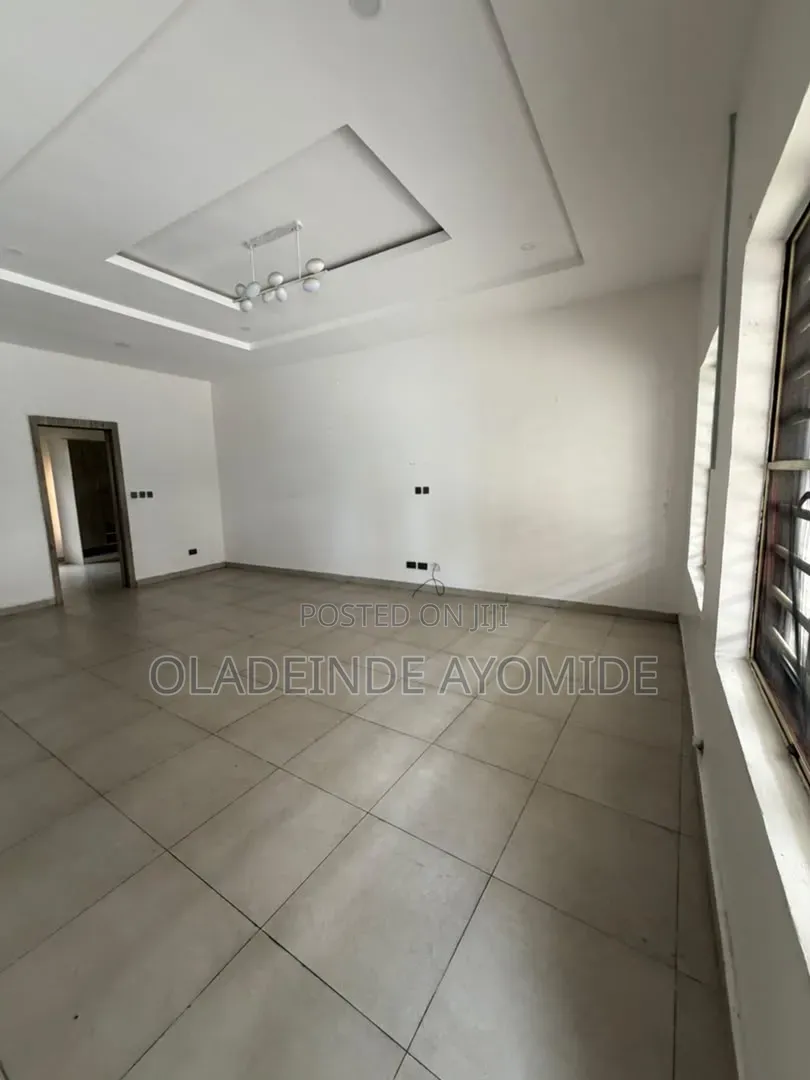 Mini Flat in Orchid Lekki, Chevron for rent in Chevron