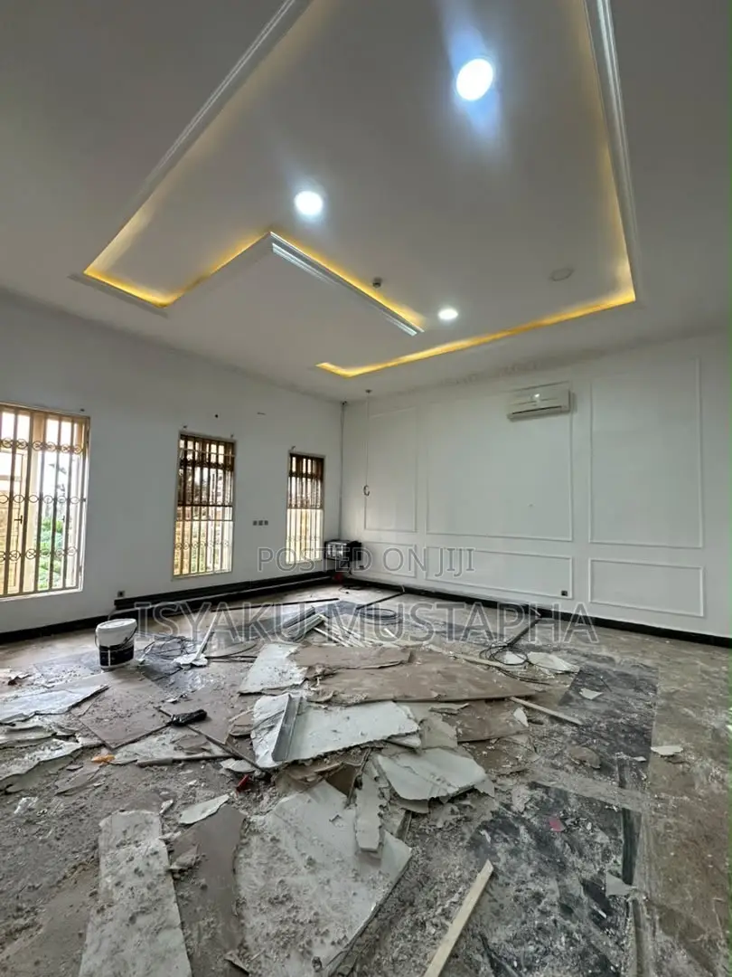 8bdrm Duplex in Katampe Extension for rent in Katampe Extension